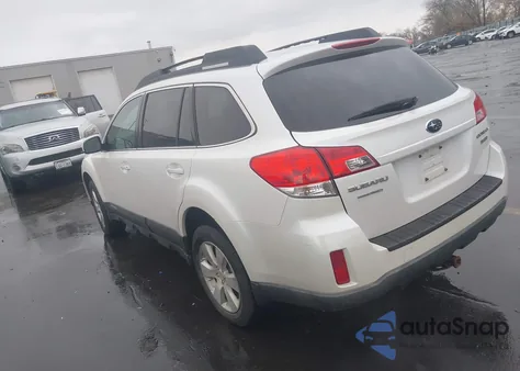 2011 Subaru Outback 3.6R z USA, uszkodzony, nr VIN 4S4BREAC0B2317252